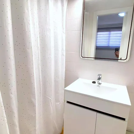 Verones 1a Apartment *